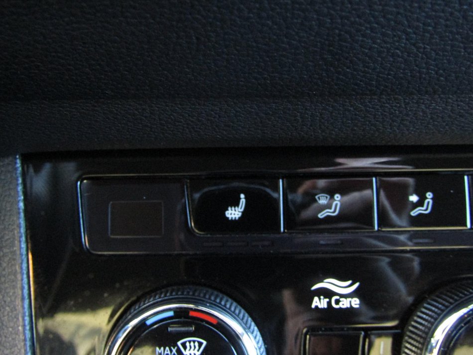 Škoda Karoq 2.0 TSI SportLine 4x4