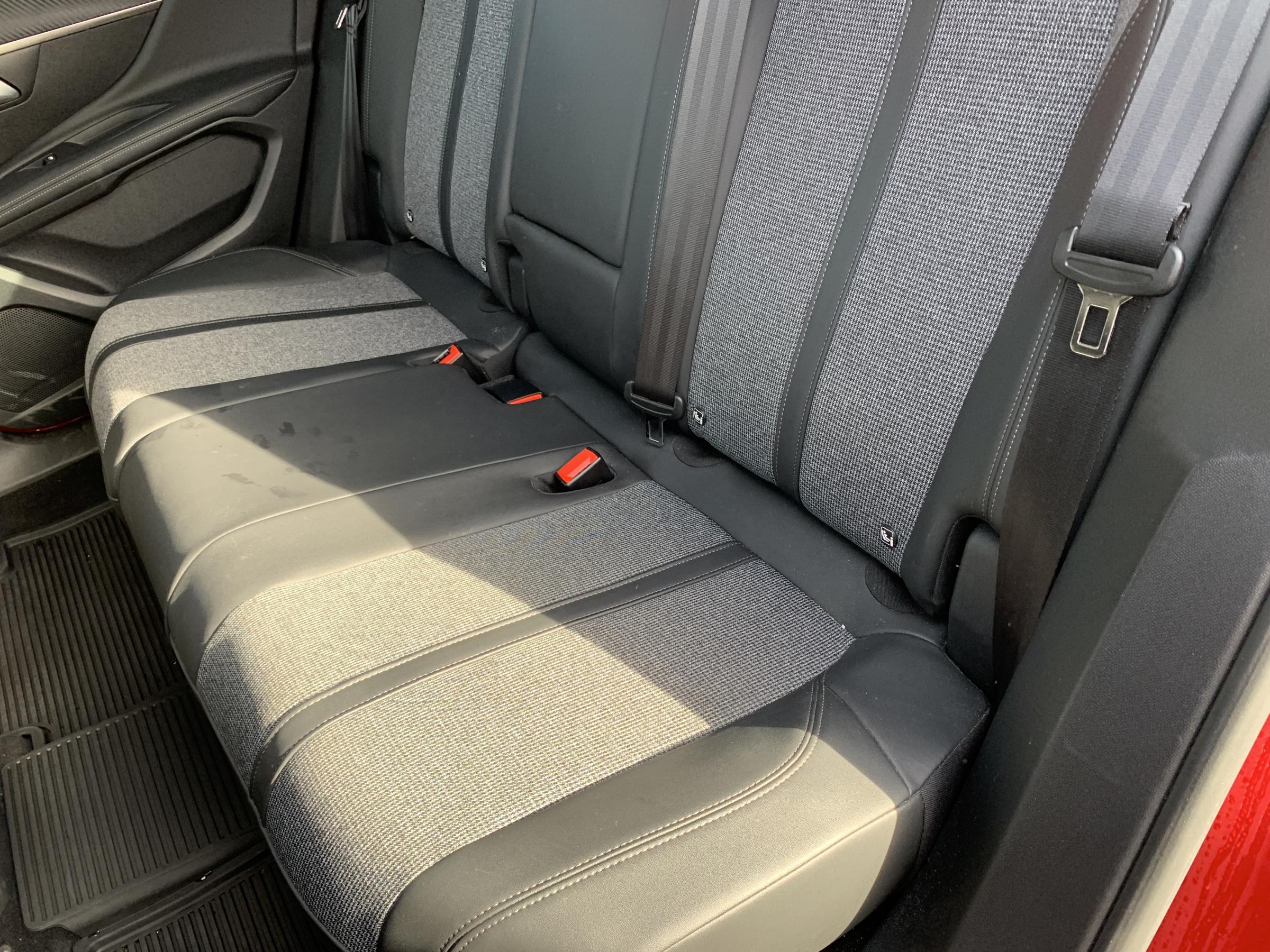 Peugeot 3008, 2020 - pohled č. 10