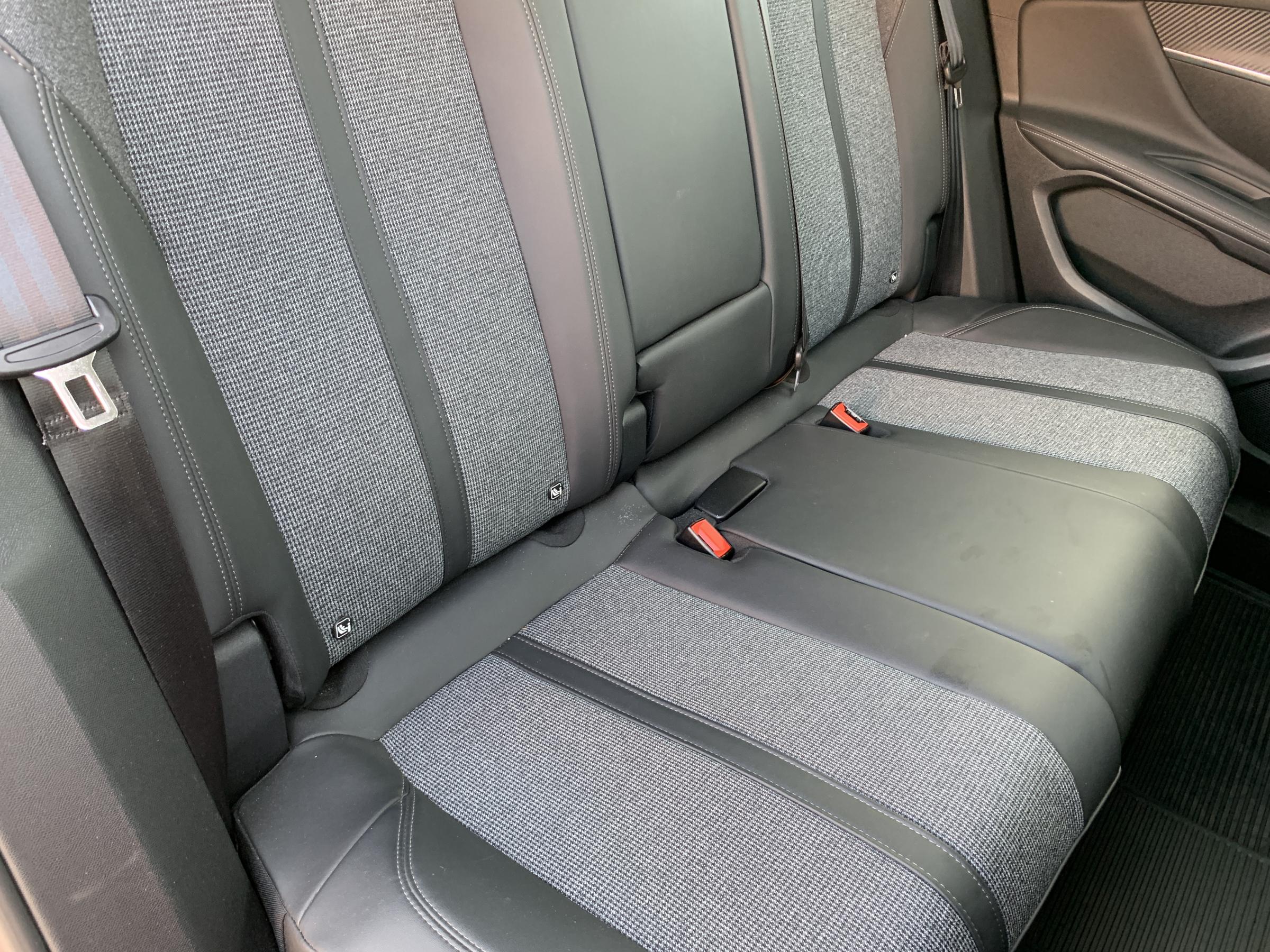 Peugeot 3008, 2020 - pohled č. 11