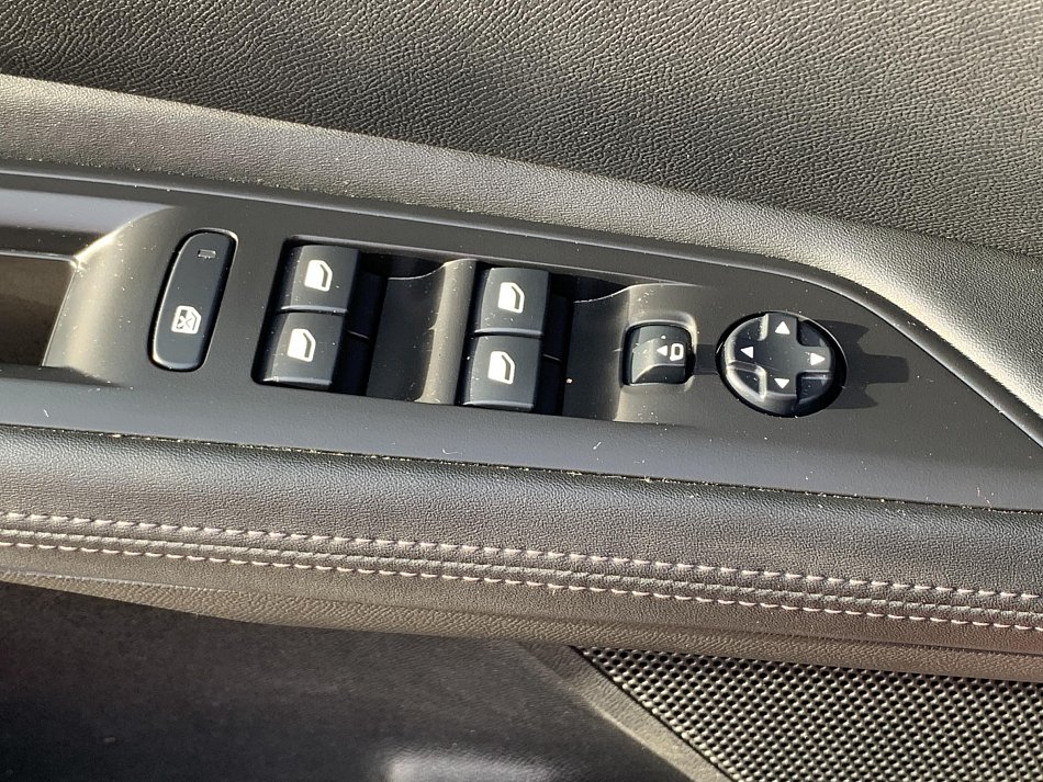 Peugeot 3008 1.2PT Allure