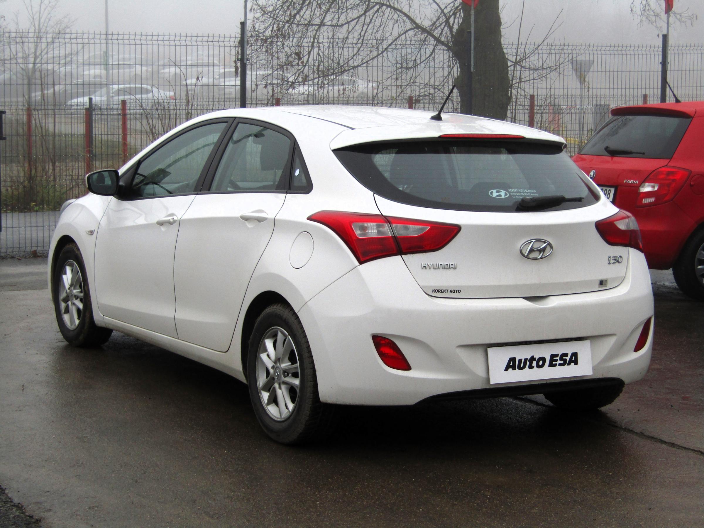 Hyundai i30, 2013 - pohled č. 6