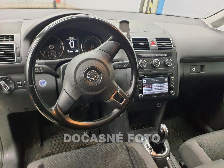 Volkswagen Touran 2.0 TDI 