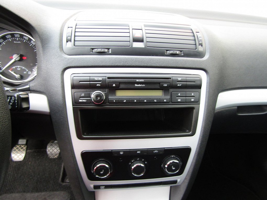 Škoda Octavia II 1.4 TSi Ambiente