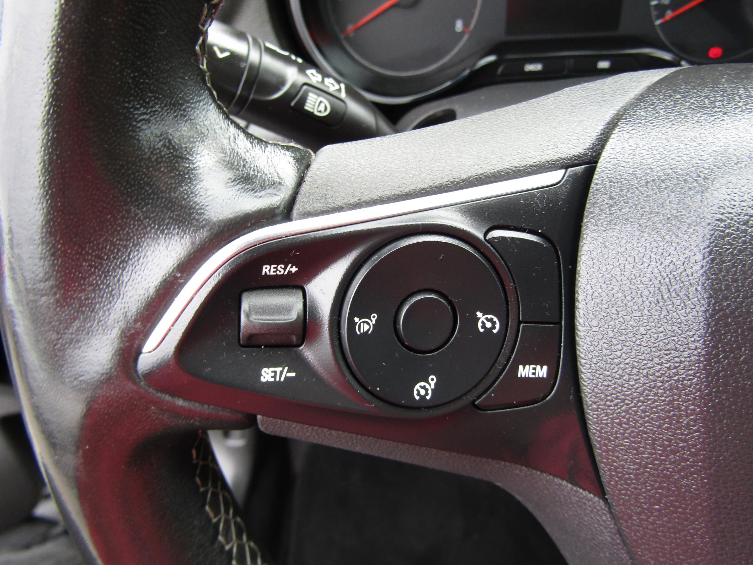 Vauxhall Grandland X, 2018 - pohled č. 18