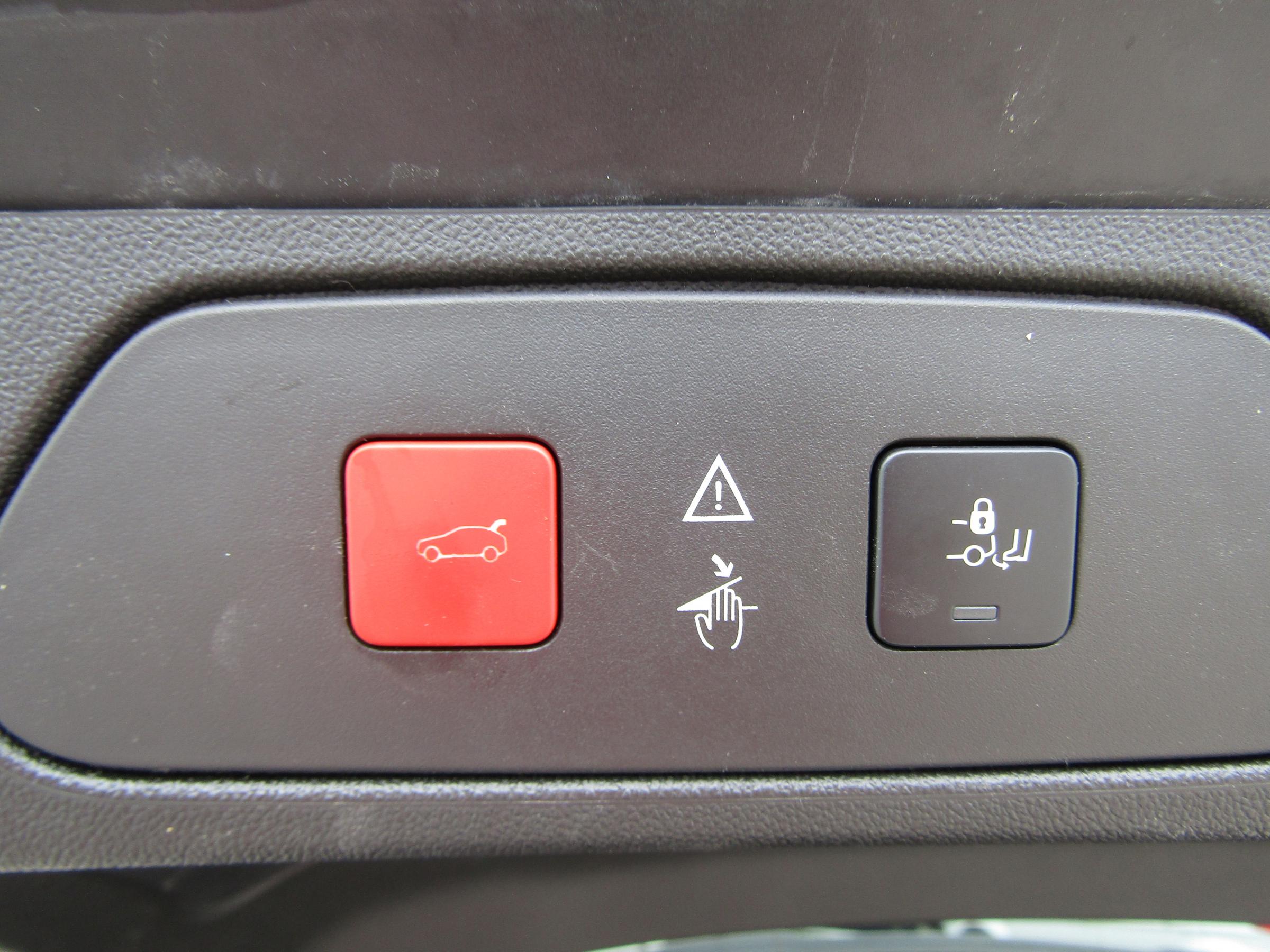 Vauxhall Grandland X, 2018 - pohled č. 22