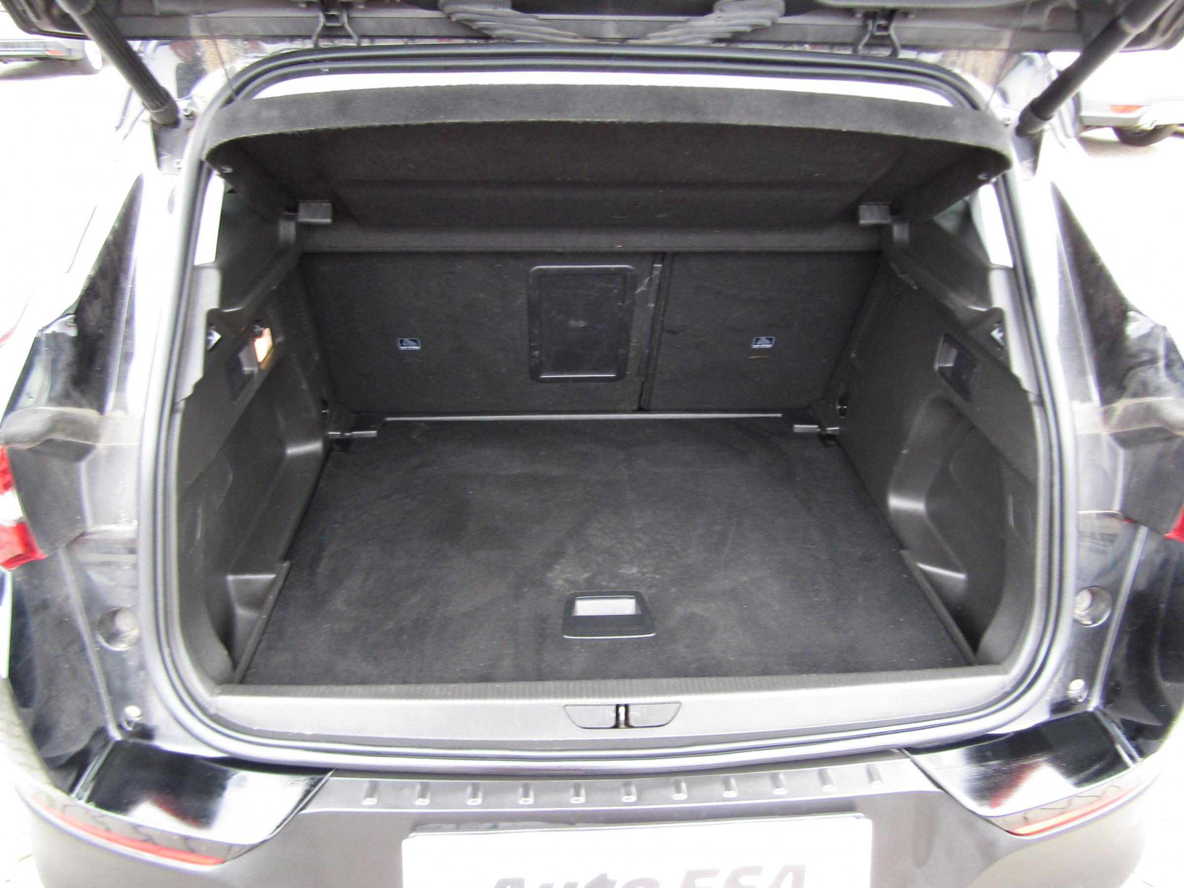 Vauxhall Grandland X, 2018 - pohled č. 8