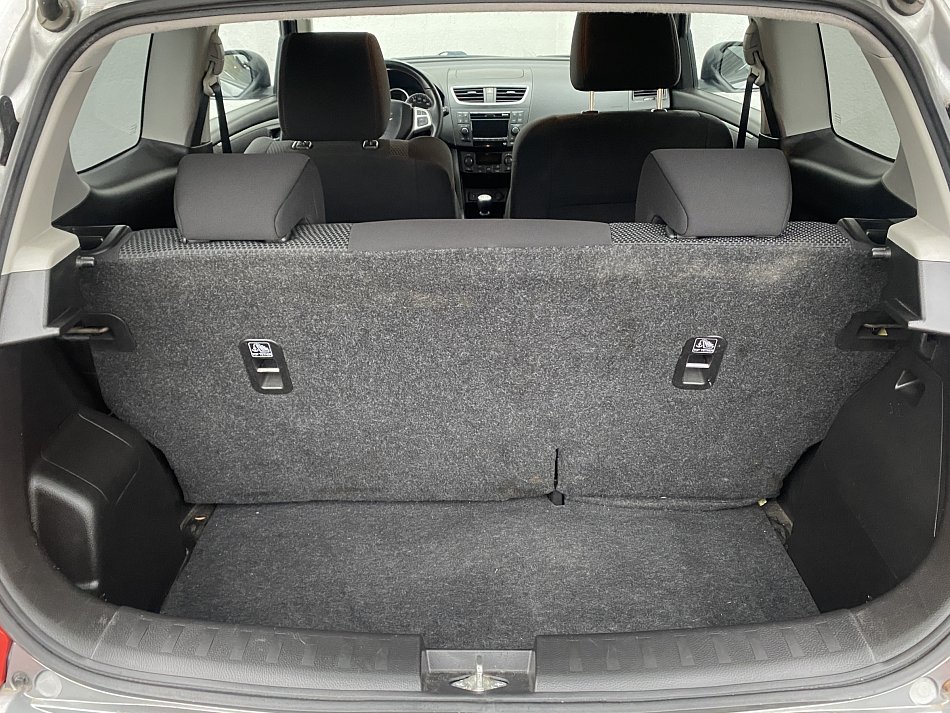 Suzuki Swift 1.6i Sport