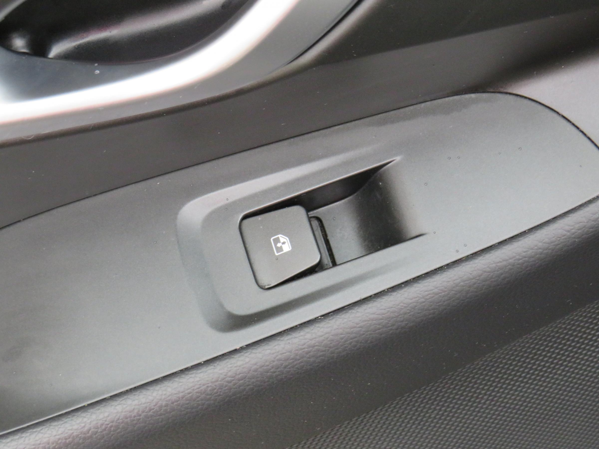 Hyundai i30, 2023 - pohled č. 12