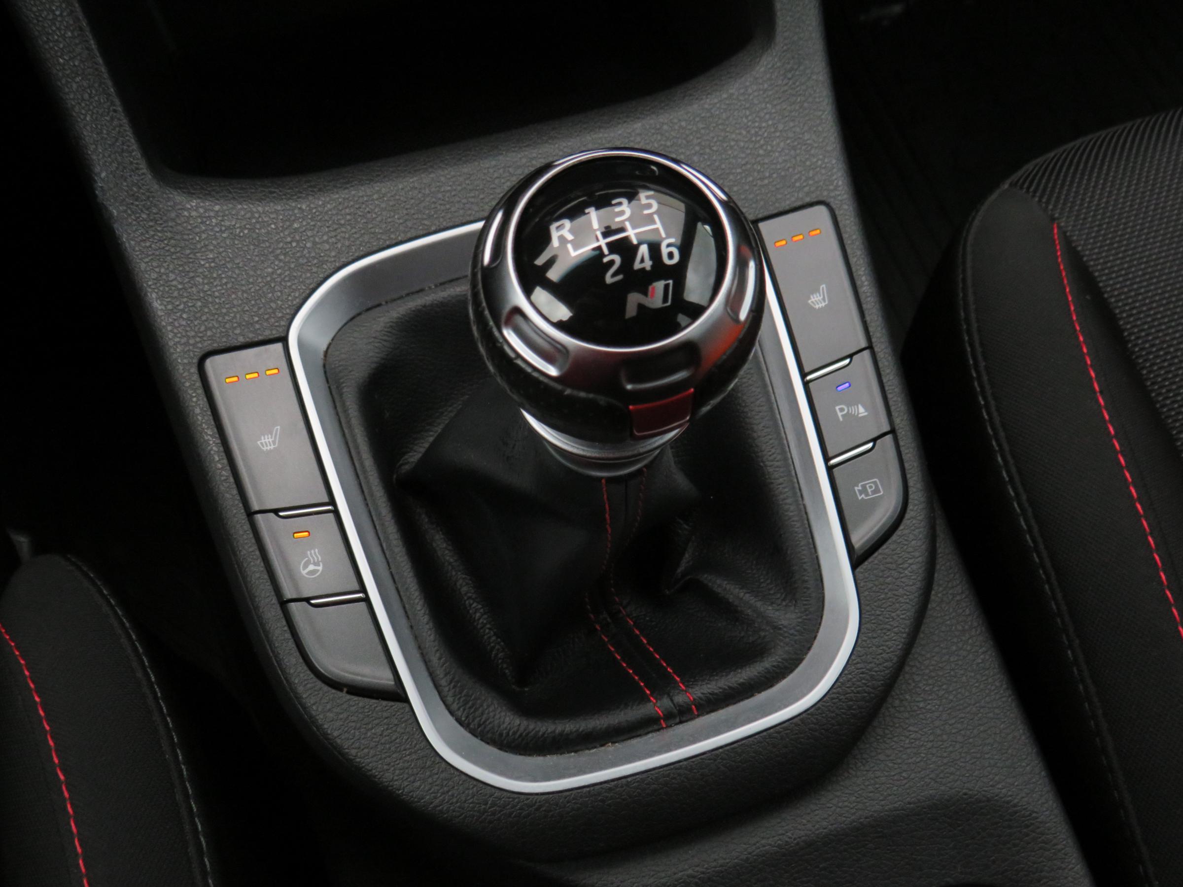 Hyundai i30, 2023 - pohled č. 19