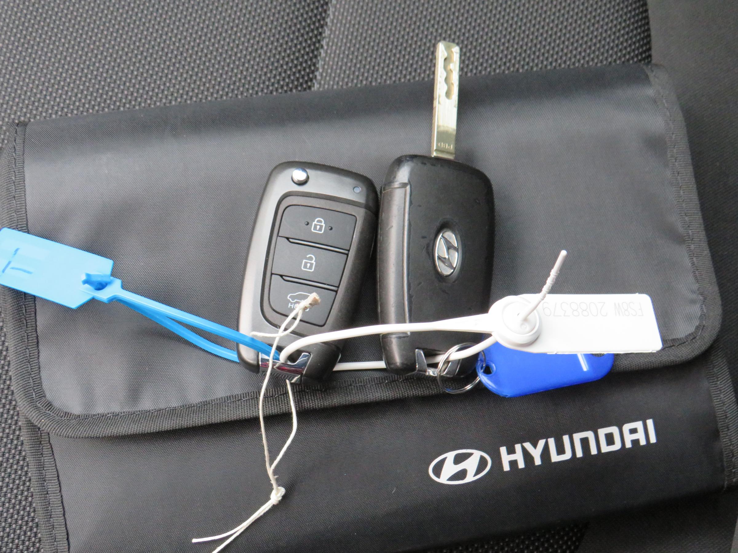 Hyundai i30, 2023 - pohled č. 20