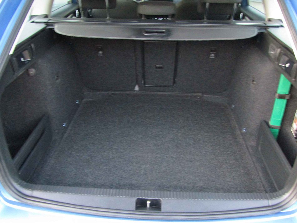 Škoda Octavia III 2.0TDi Scout 4x4
