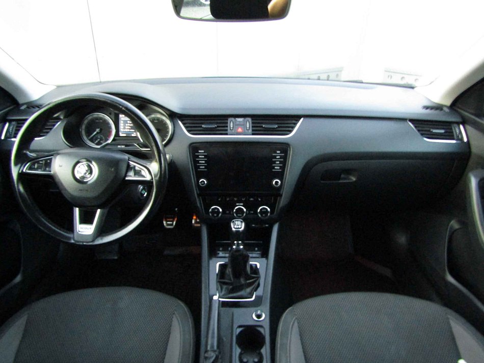 Škoda Octavia III 2.0TDi Scout 4x4