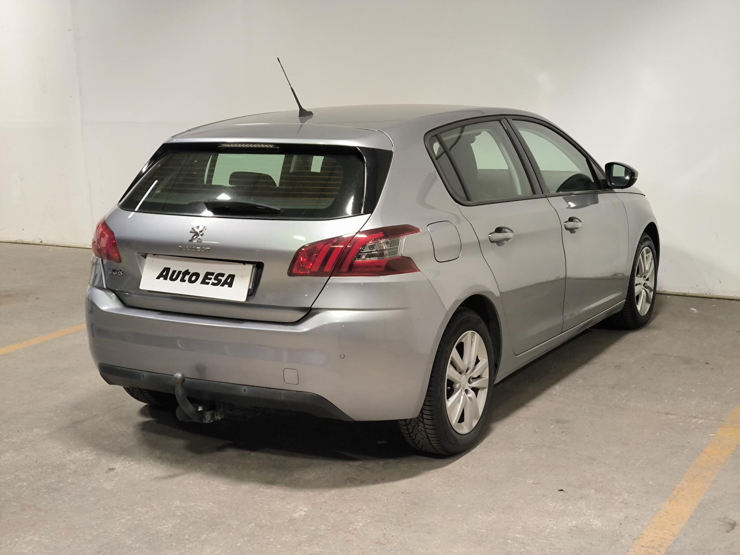 Peugeot 308, 2020 - pohled č. 6