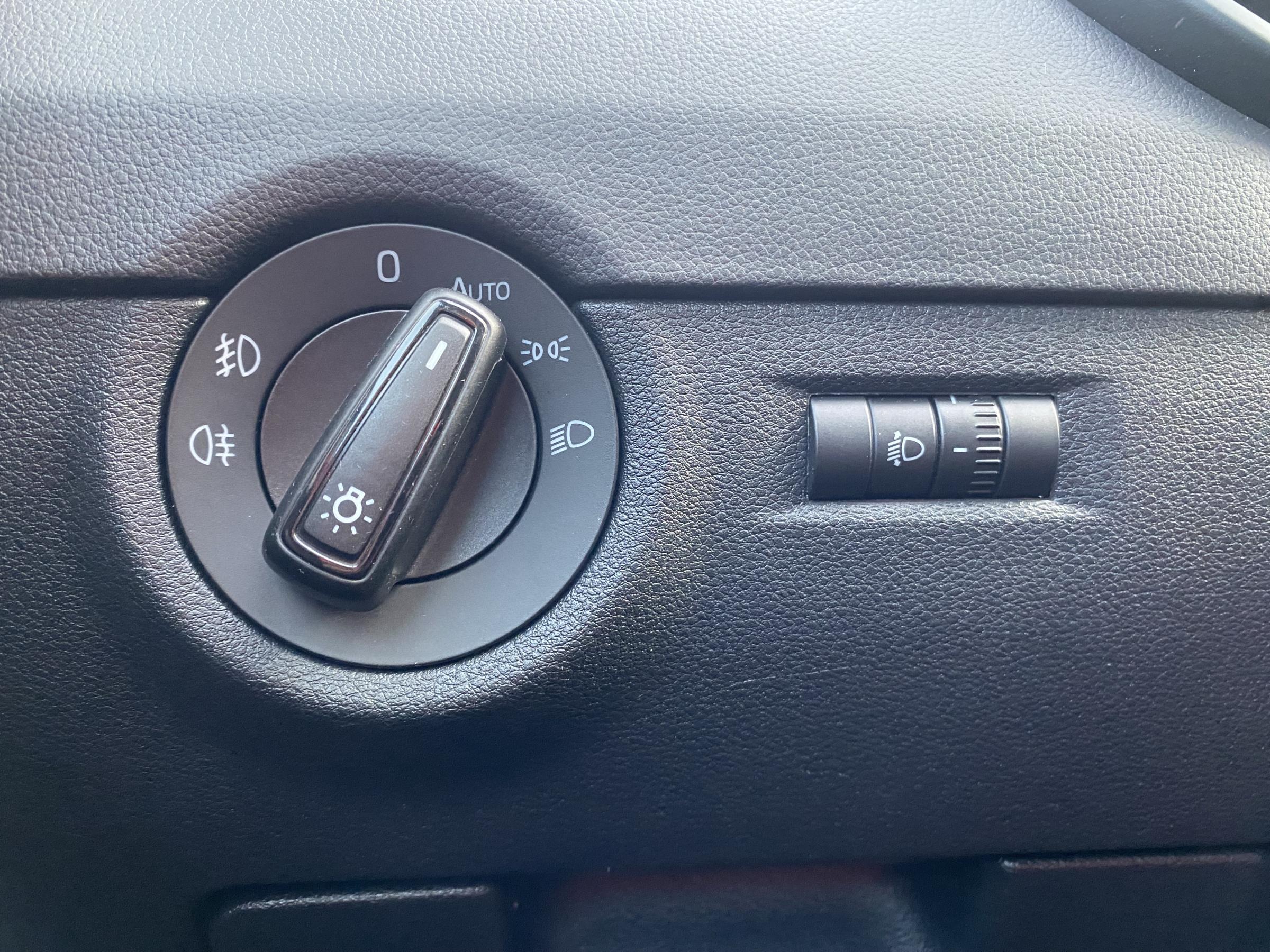 Škoda Octavia III, 2015 - pohled č. 12