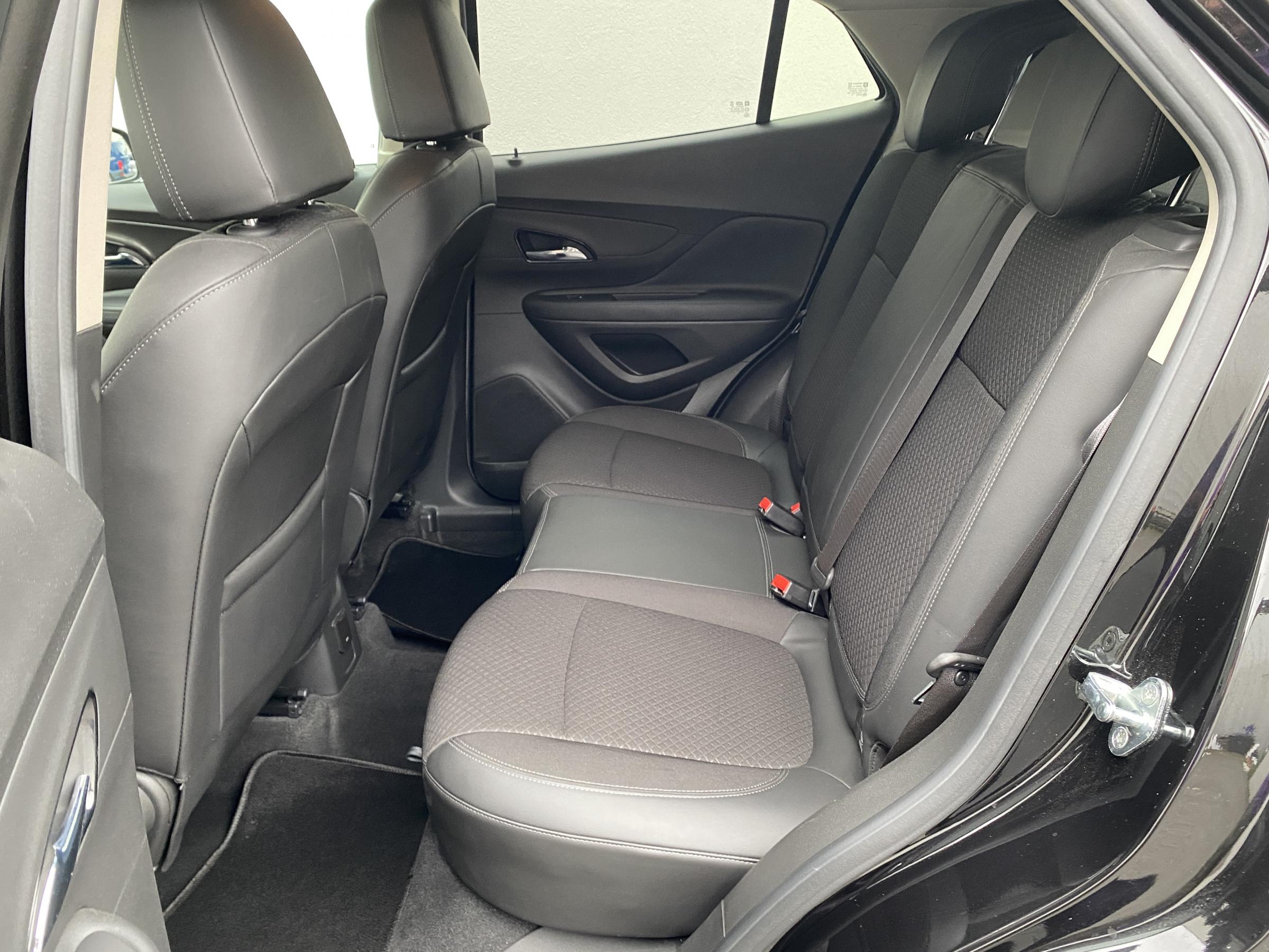 Opel Mokka, 2017 - pohled č. 10