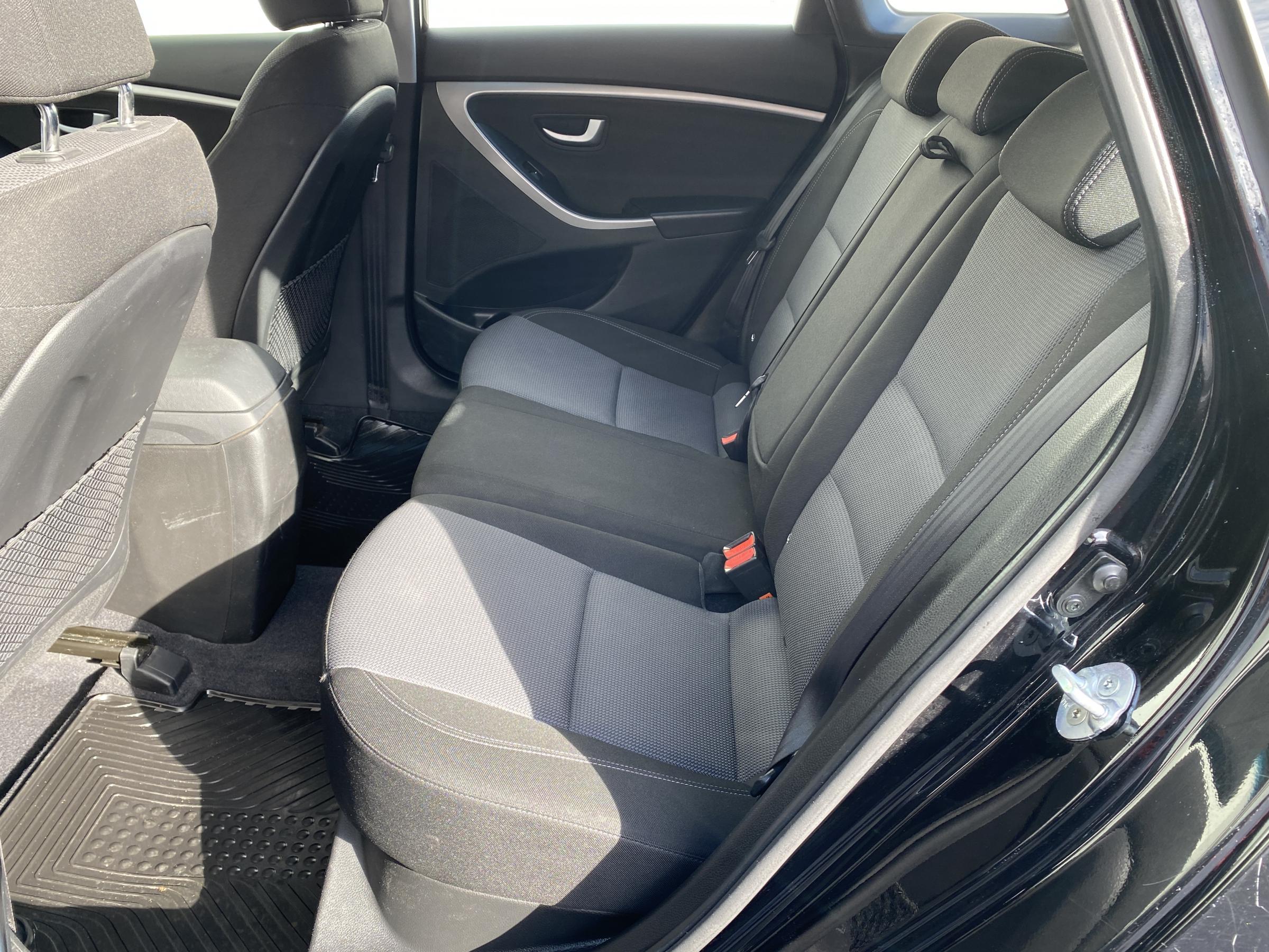 Hyundai i30, 2016 - pohled č. 10