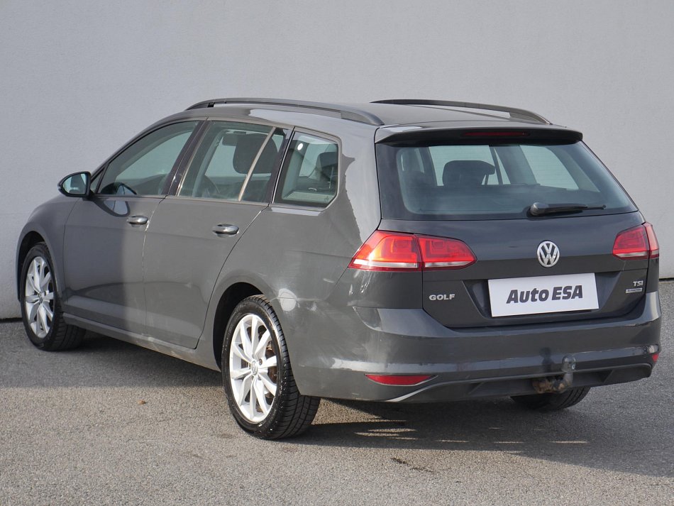 Volkswagen Golf 1.2TSI 