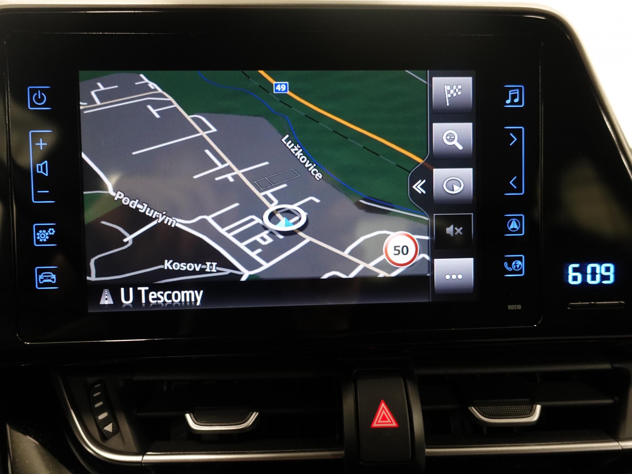 Toyota C-HR, 2018 - pohled č. 19