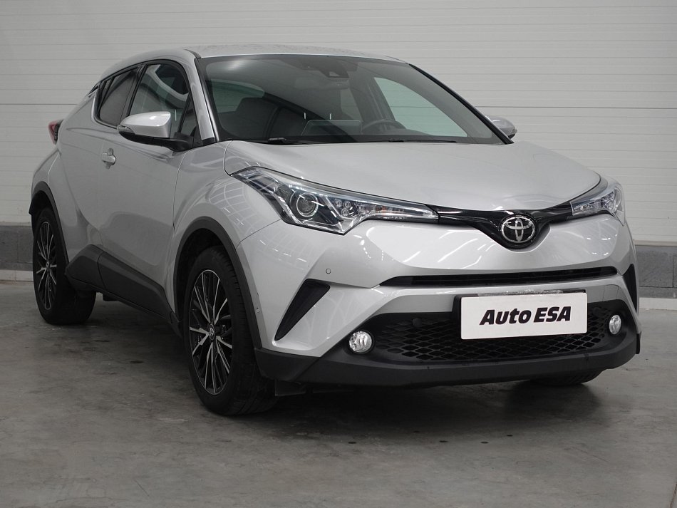 Toyota C-HR 1.2 T Executive 4x4
