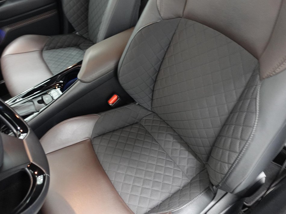 Toyota C-HR 1.2 T Executive 4x4