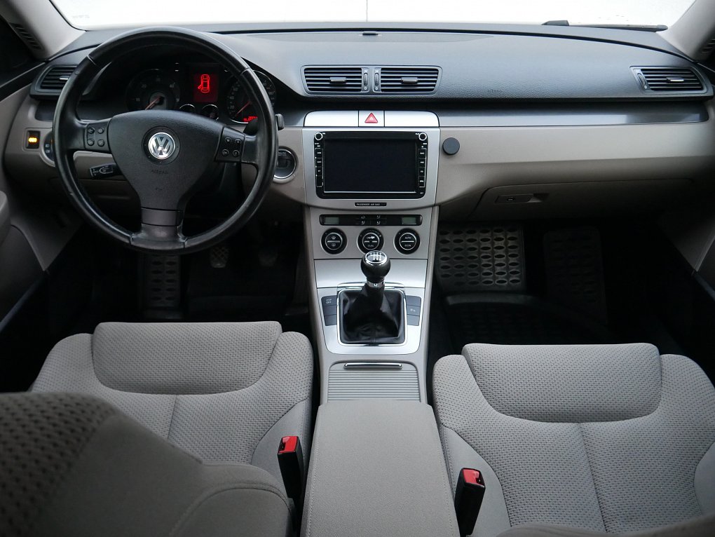 Volkswagen Passat 2.0 TDi 