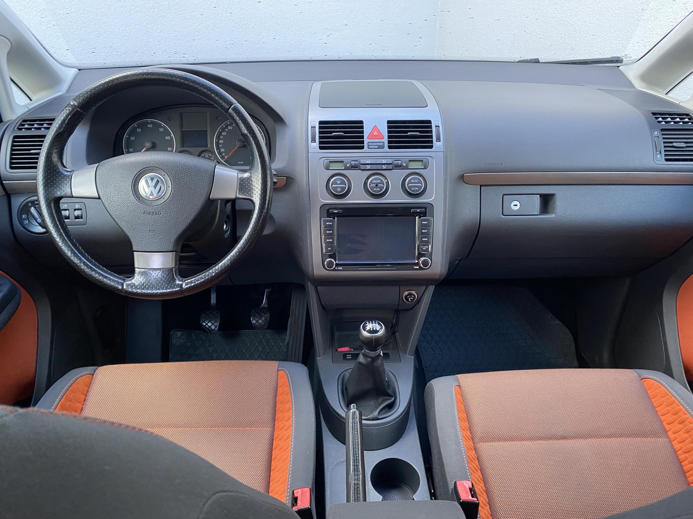 Volkswagen Touran, 2007 - pohled č. 8