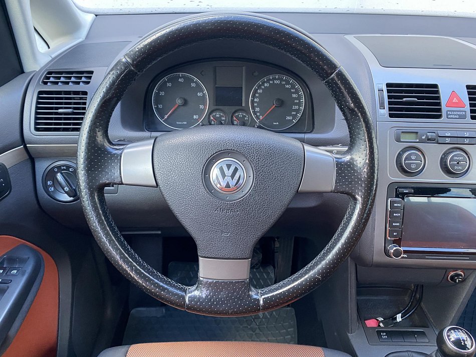 Volkswagen Touran 1.4 TSi 