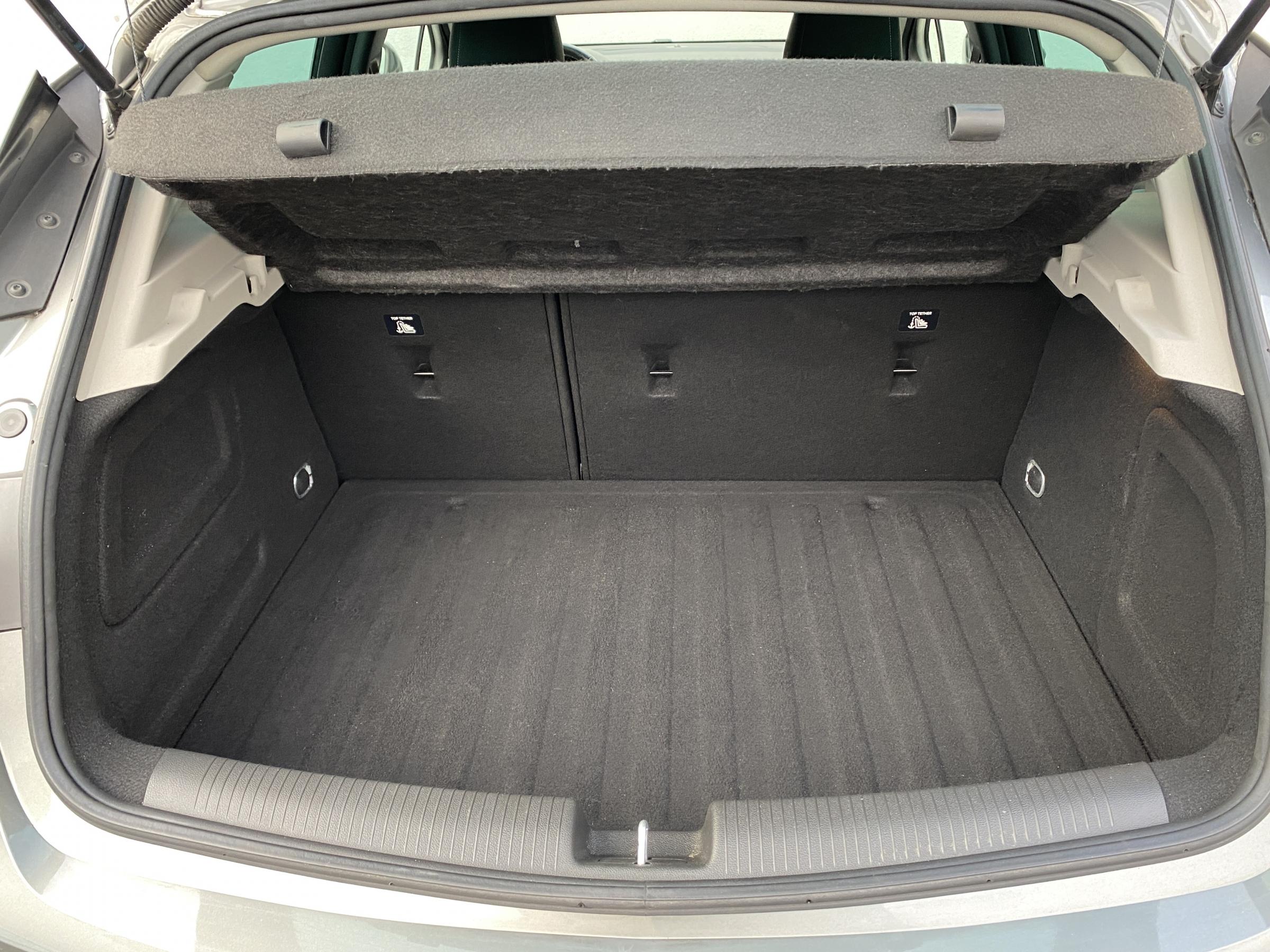 Opel Astra, 2018 - pohled č. 7