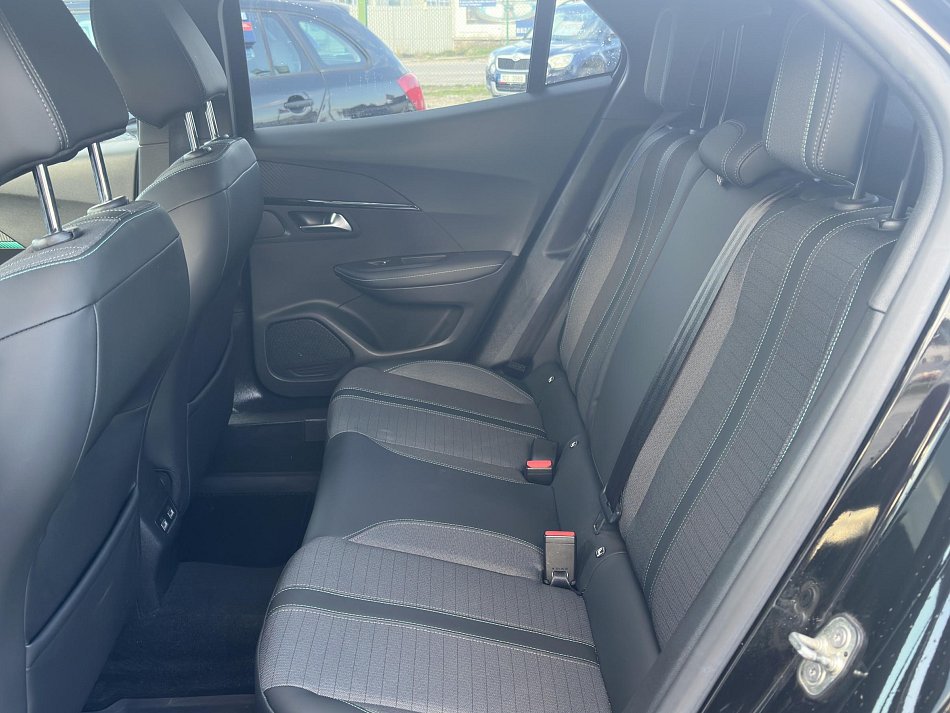 Peugeot 2008 1.2PT Allure