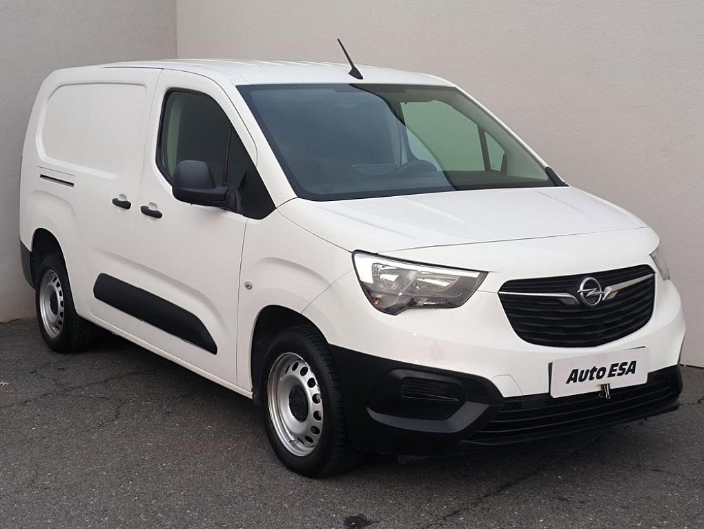 Opel Combo 1.2T 
