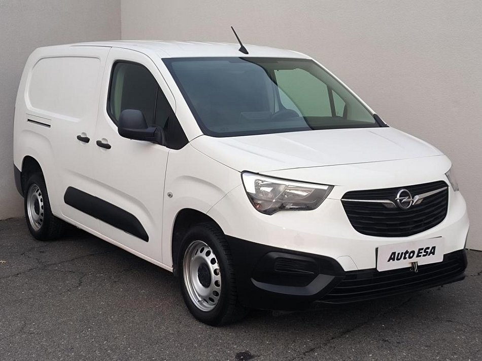 Opel Combo 1.2T 