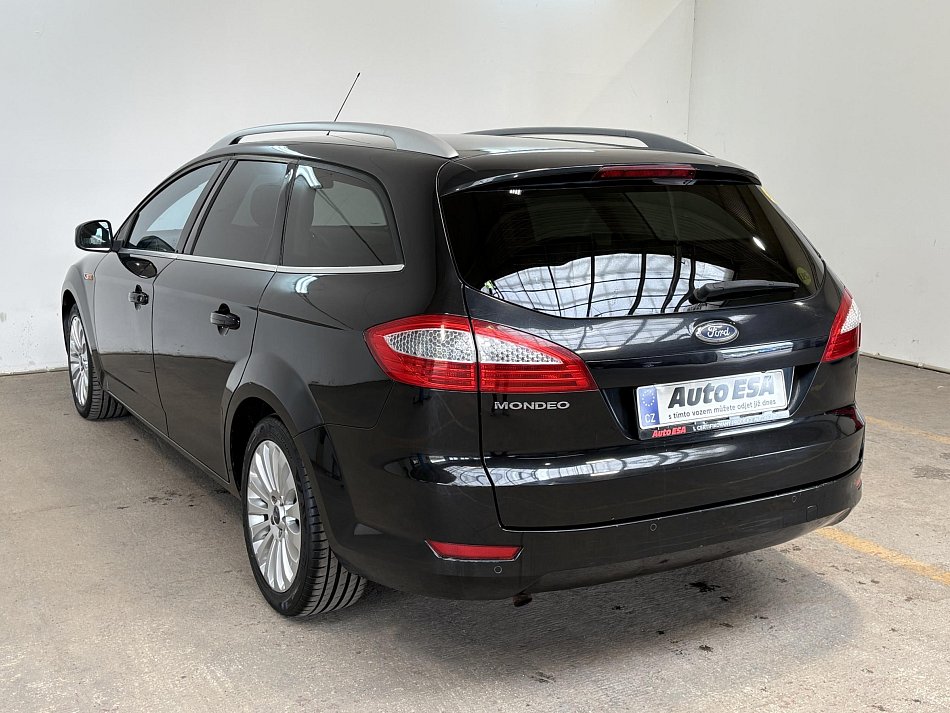 Ford Mondeo 2.0 i Titanium