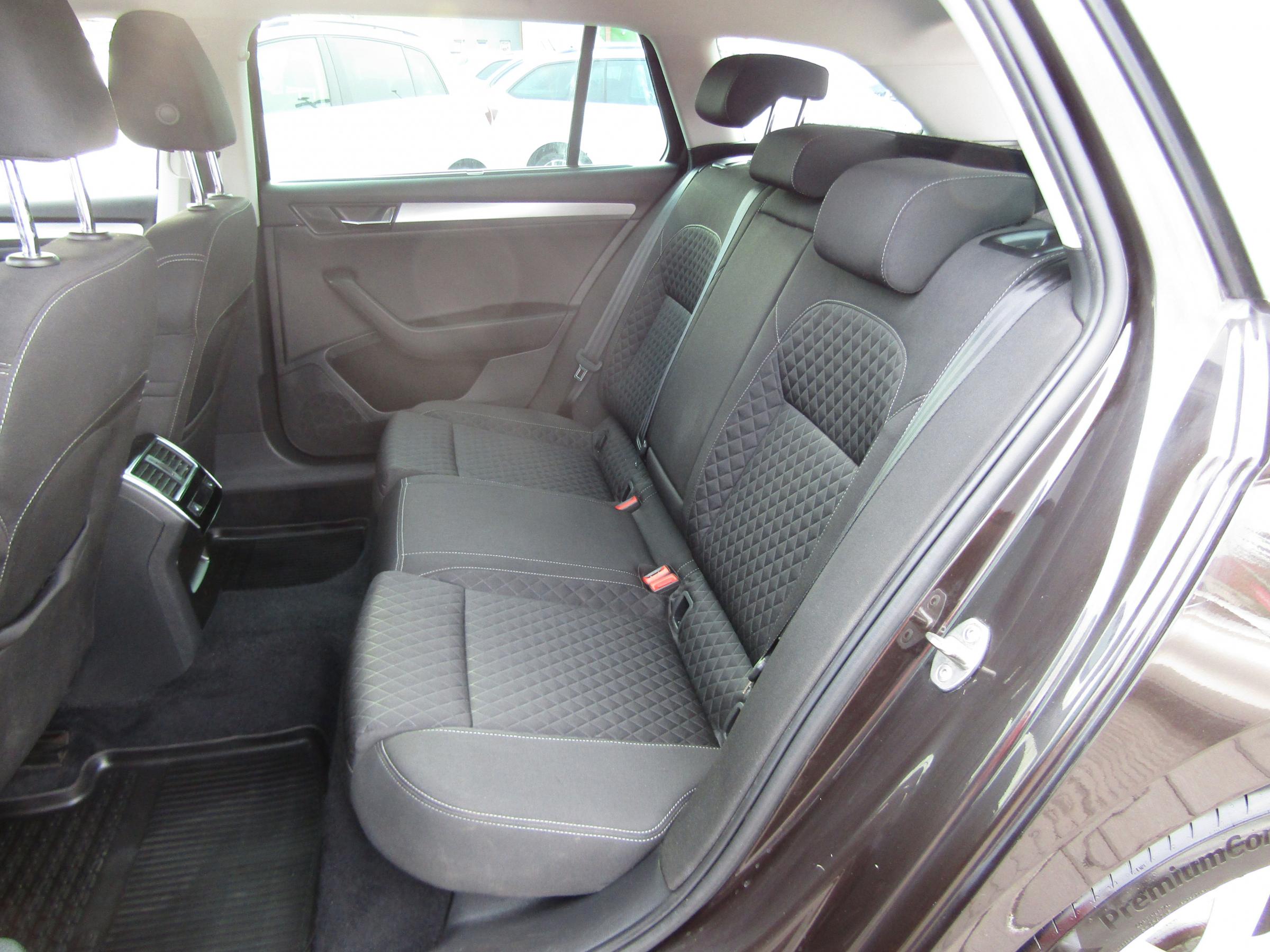 Škoda Superb III, 2016 - pohled č. 10