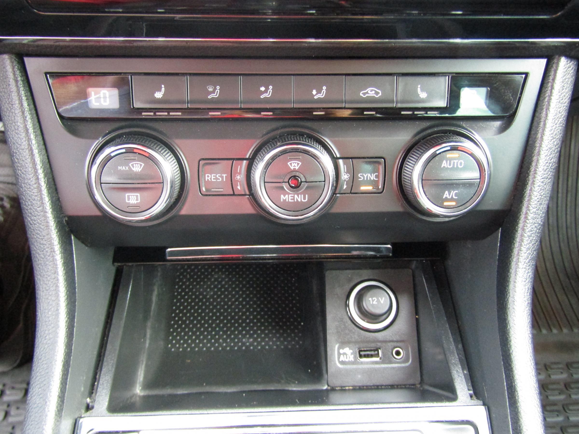 Škoda Superb III, 2016 - pohled č. 17