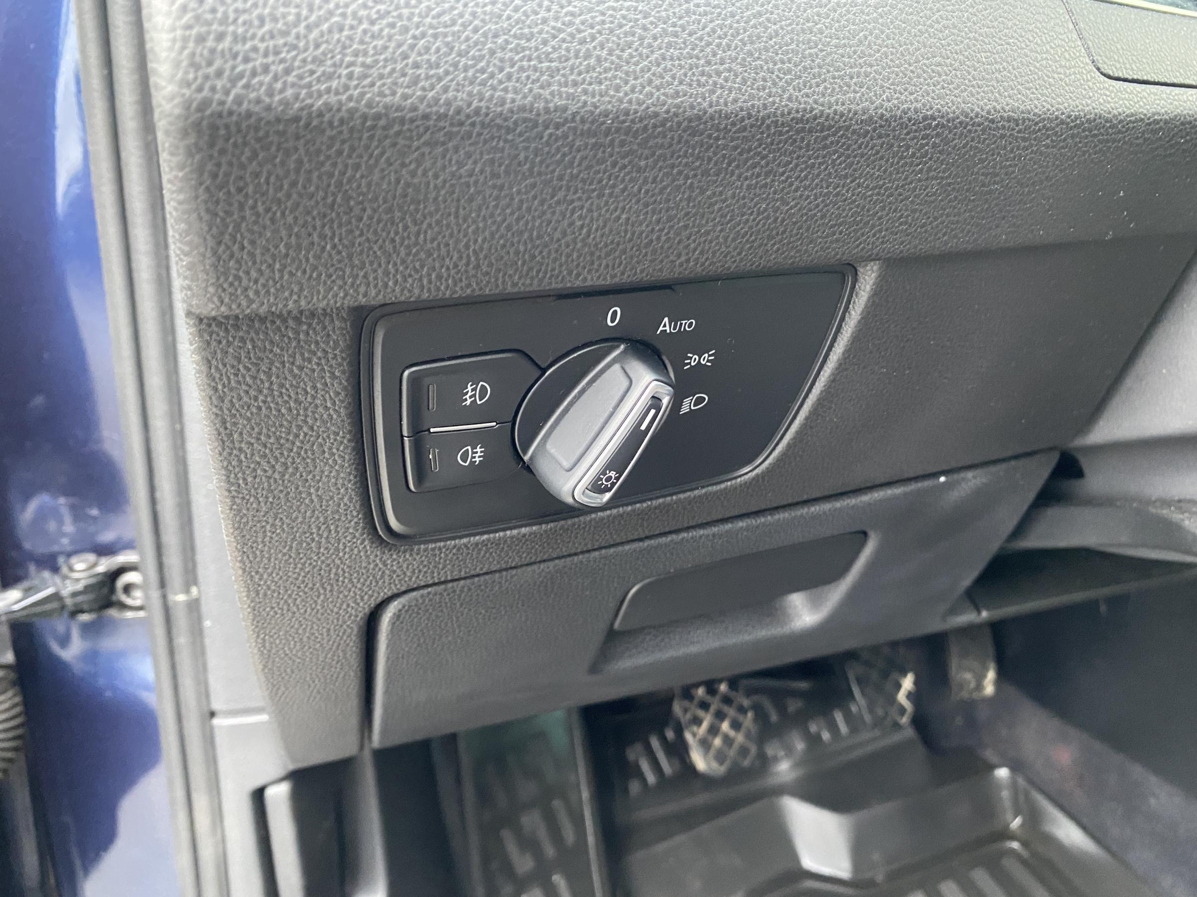 Volkswagen Passat, 2015 - pohled č. 15