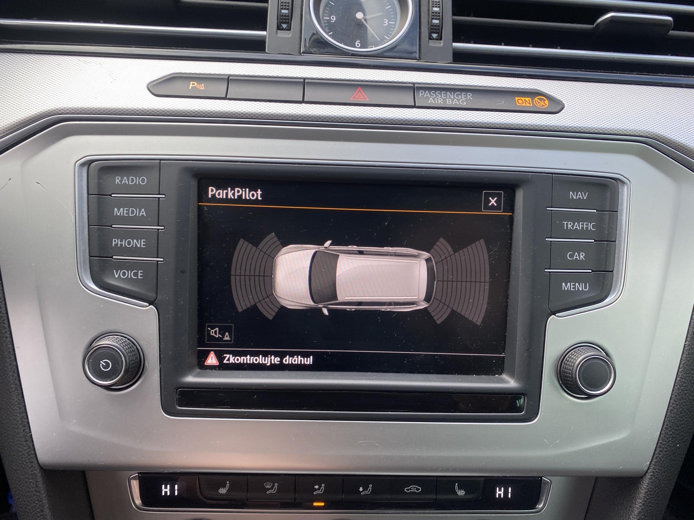 Volkswagen Passat, 2015 - pohled č. 18