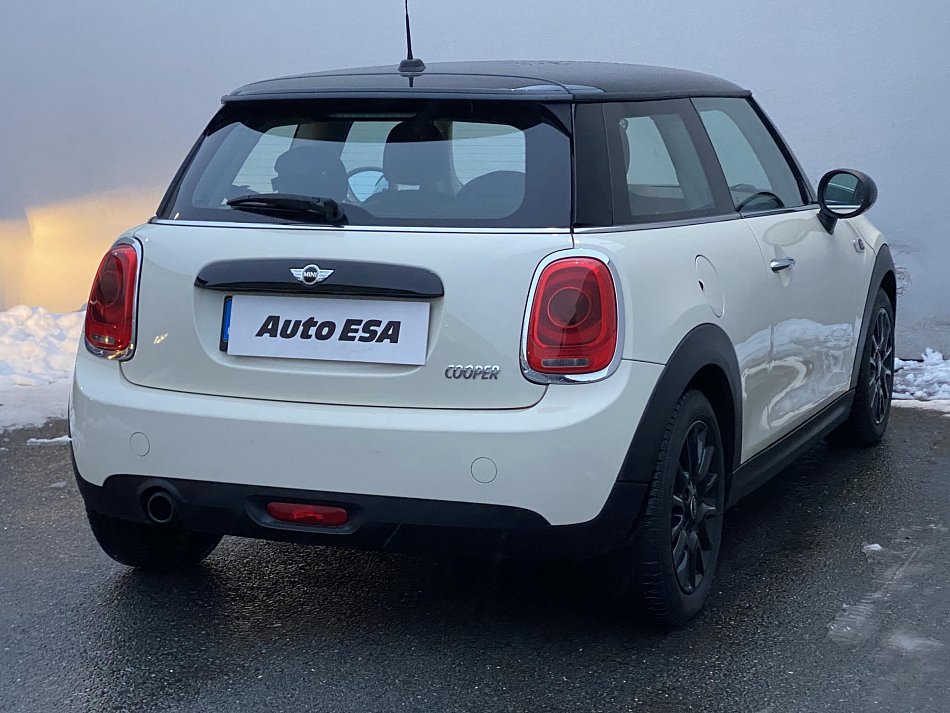 Mini Cooper 1.5i 