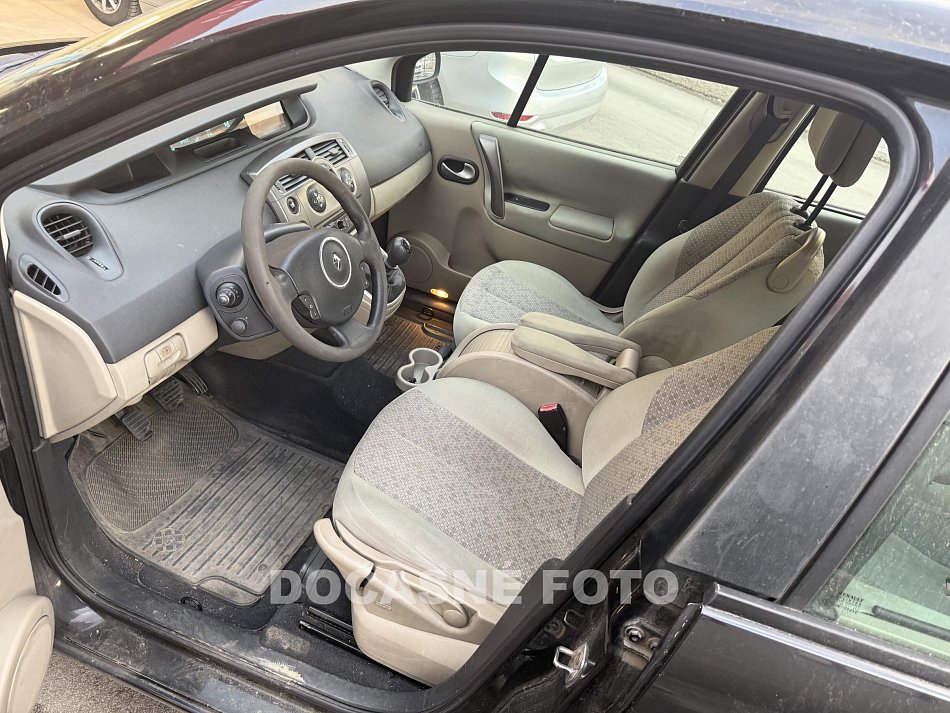 Renault Scénic 1.5 dCi 