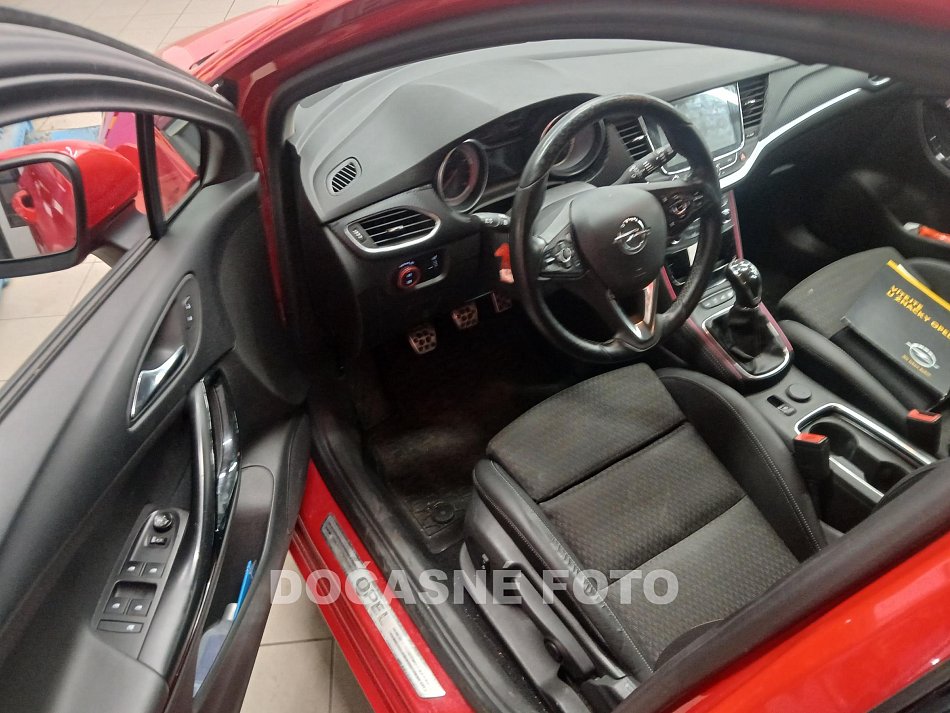 Opel Astra 1.4 T 