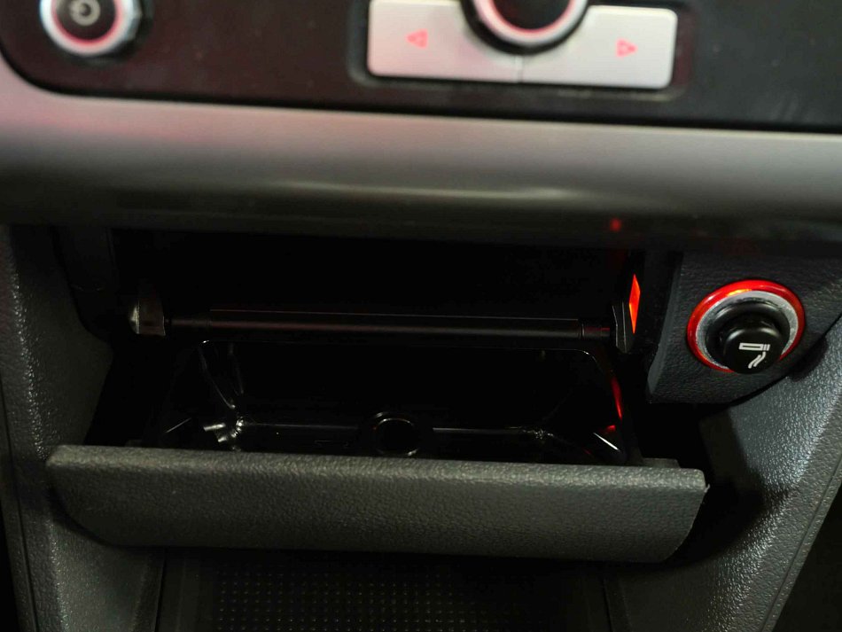 Volkswagen Touran 1.4 TSI 