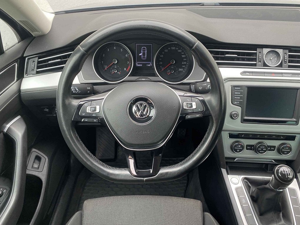 Volkswagen Passat 1.4TSi 