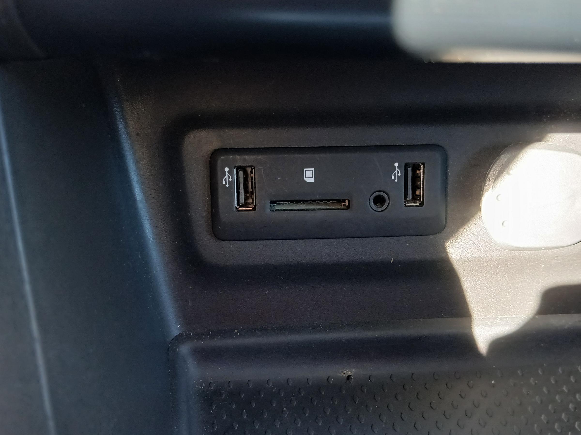 Renault Mégane, 2016 - pohled č. 20