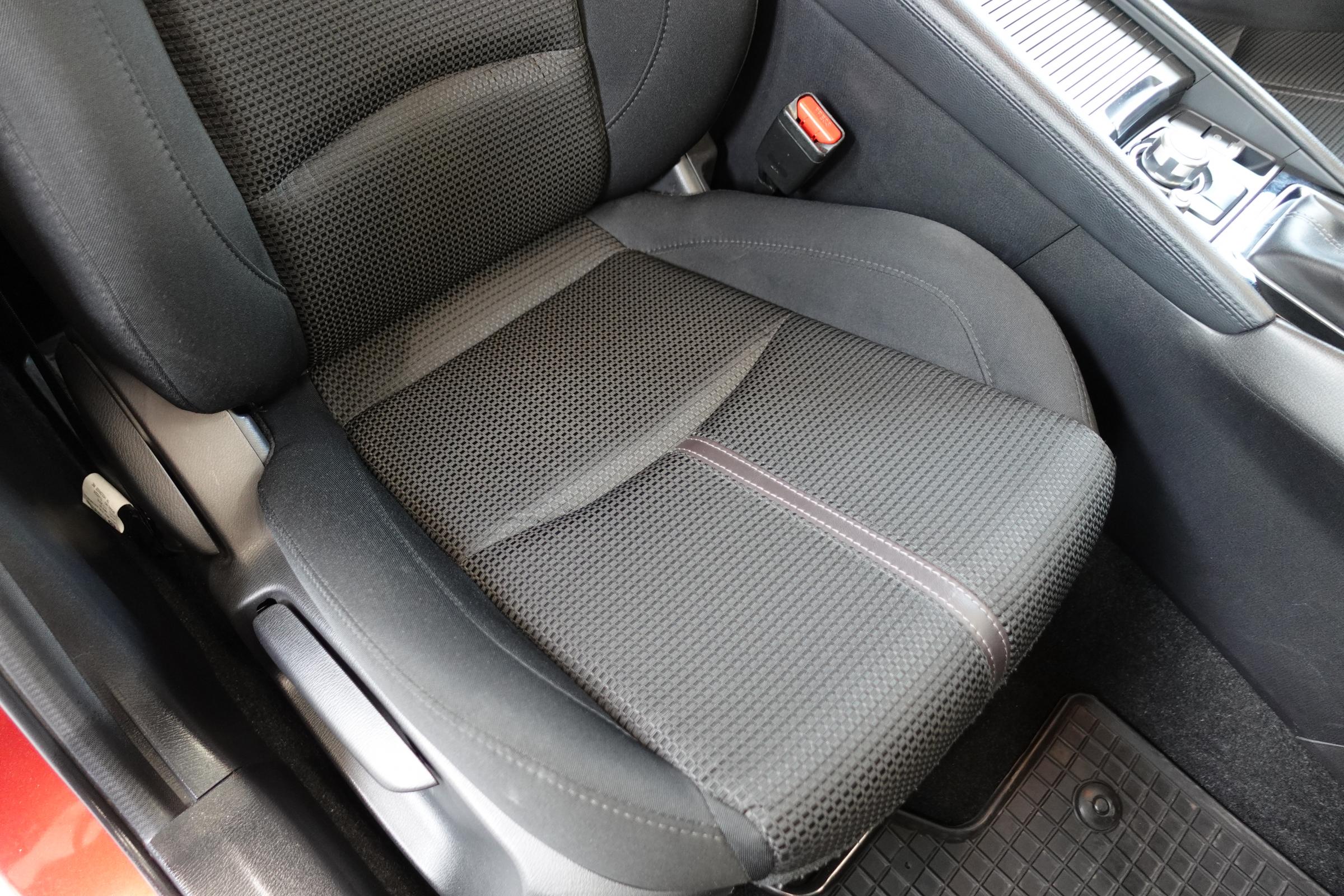 Mazda 3, 2017 - pohled č. 13