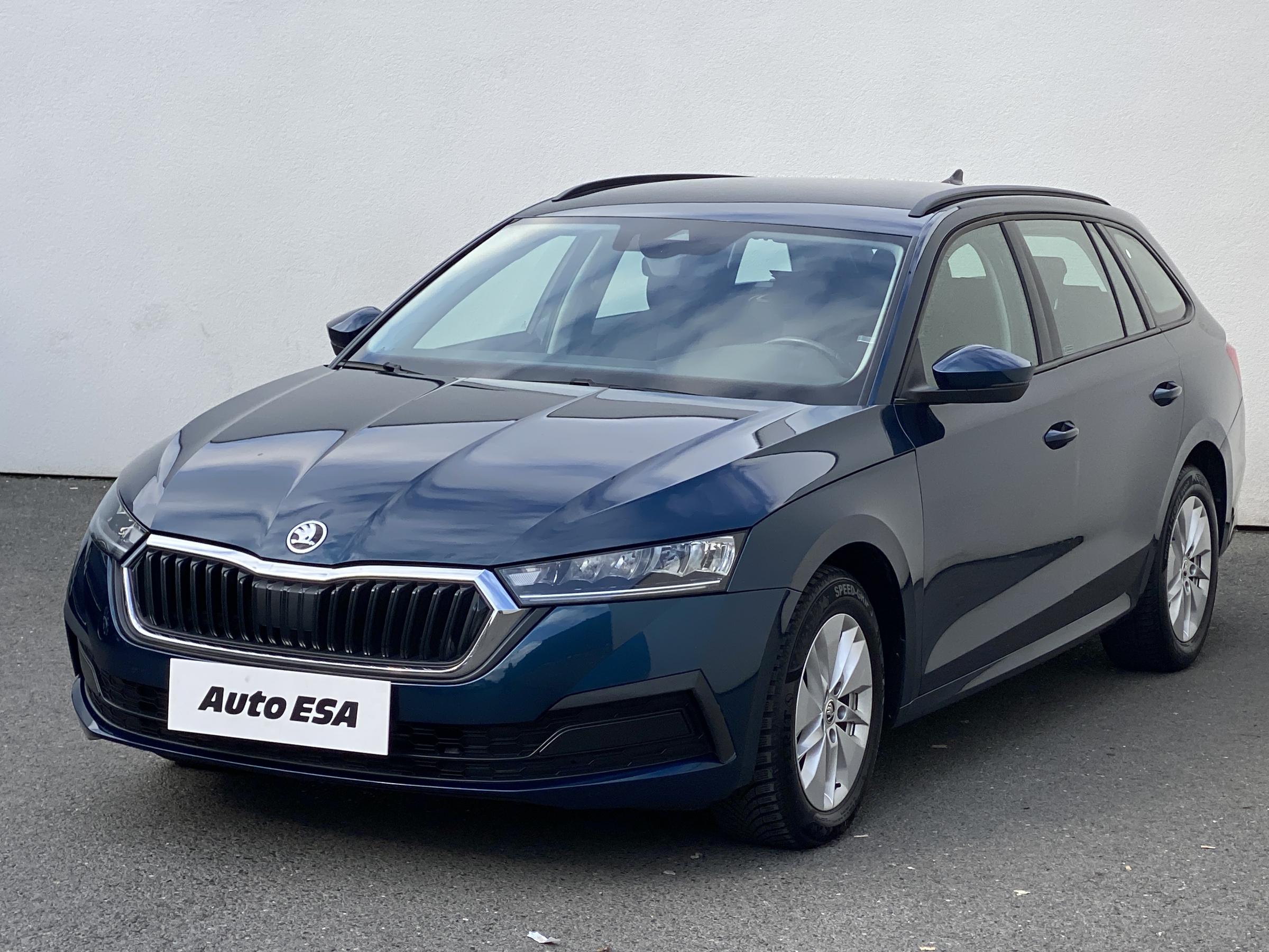 Škoda Octavia IV, 2020 - pohled č. 3