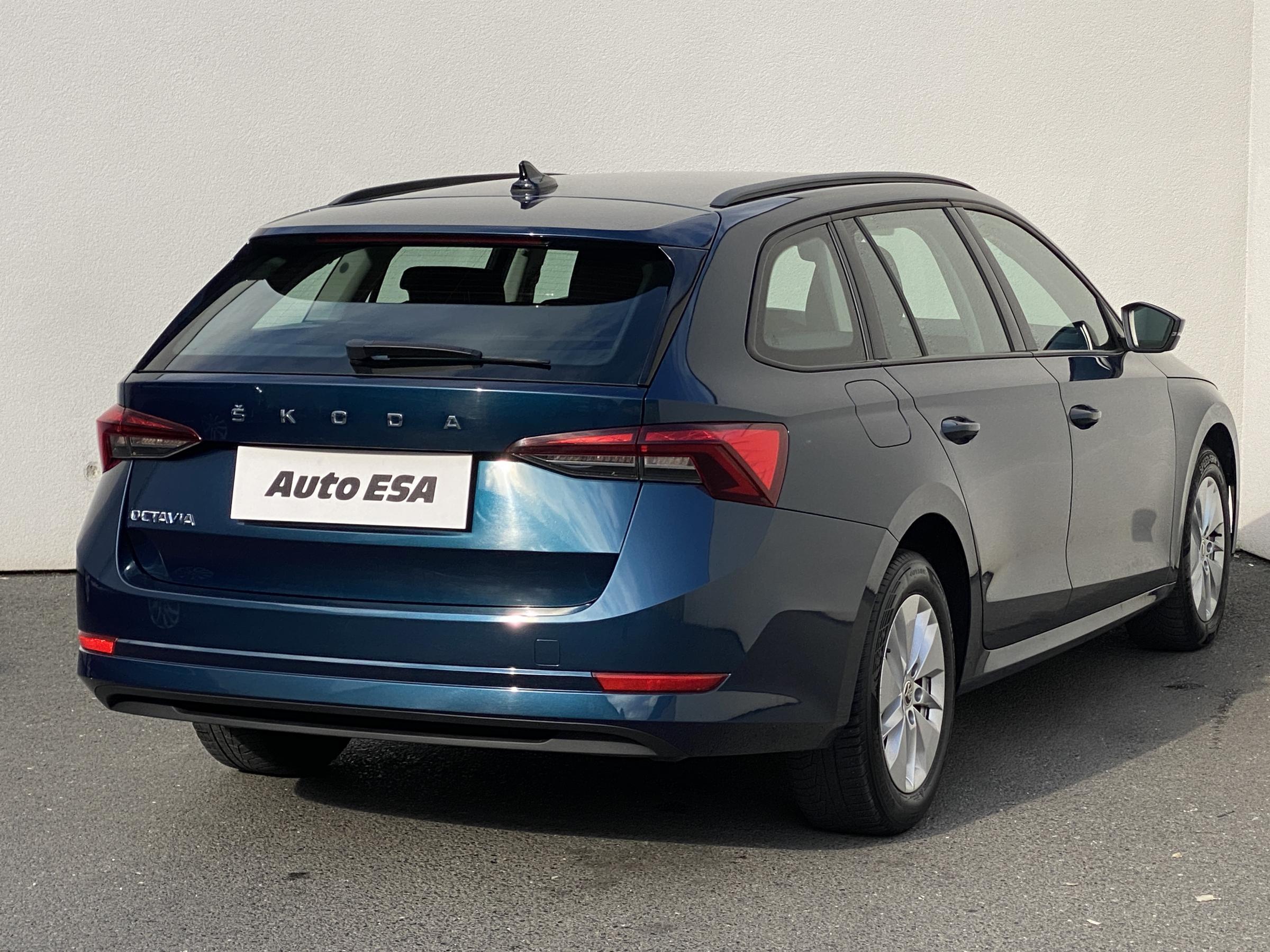 Škoda Octavia IV, 2020 - pohled č. 4