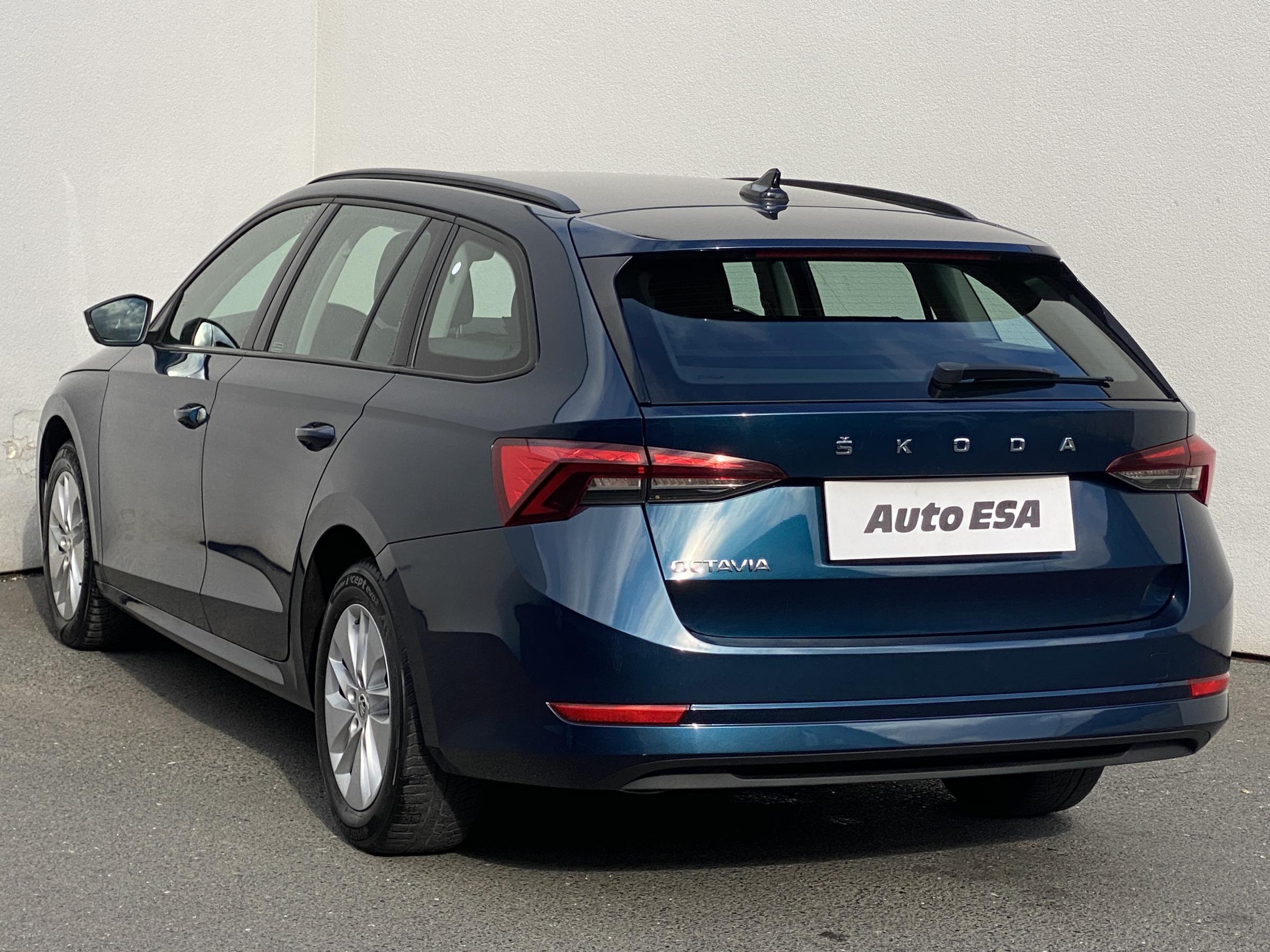 Škoda Octavia IV, 2020 - pohled č. 6
