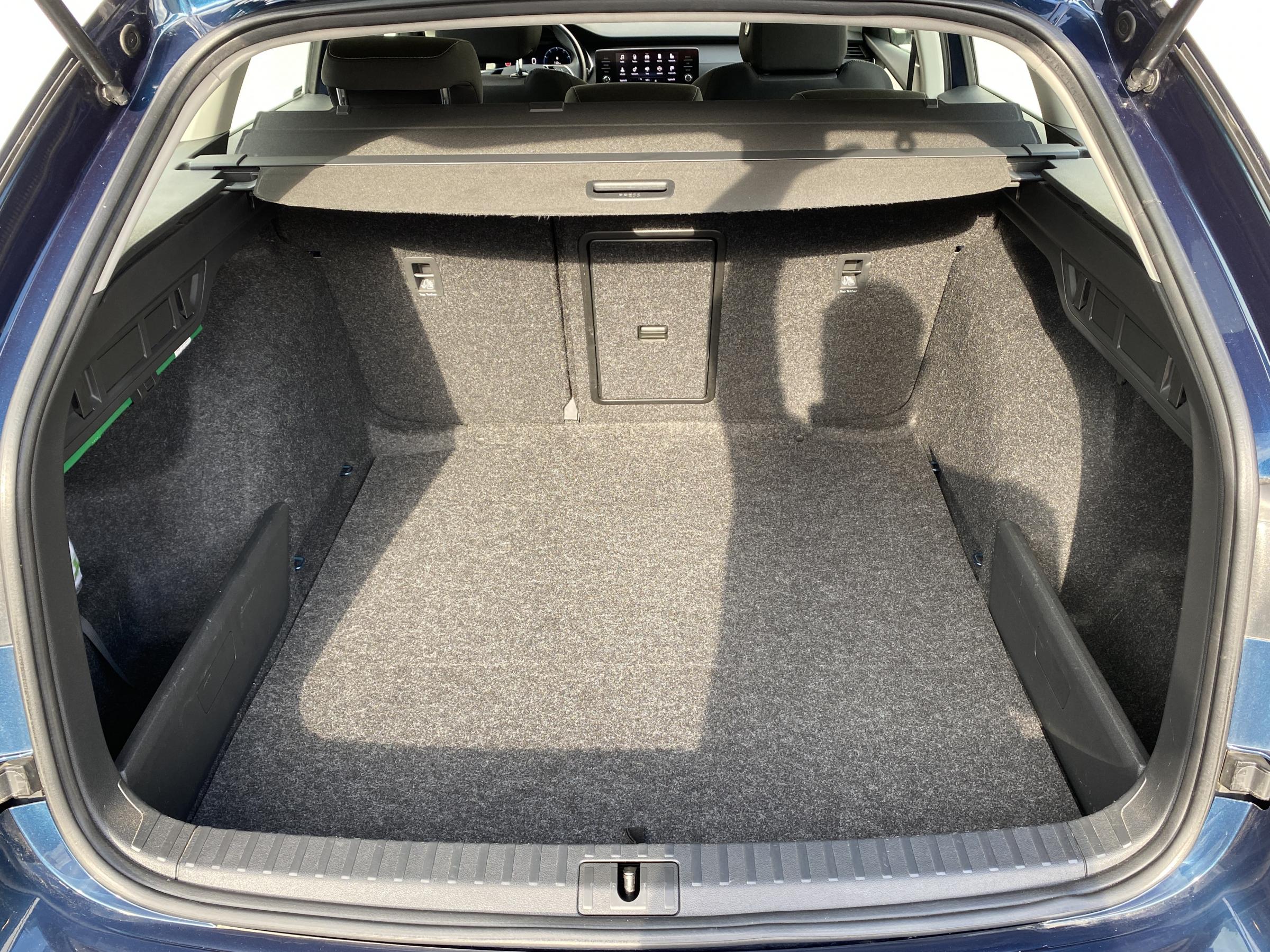 Škoda Octavia IV, 2020 - pohled č. 7