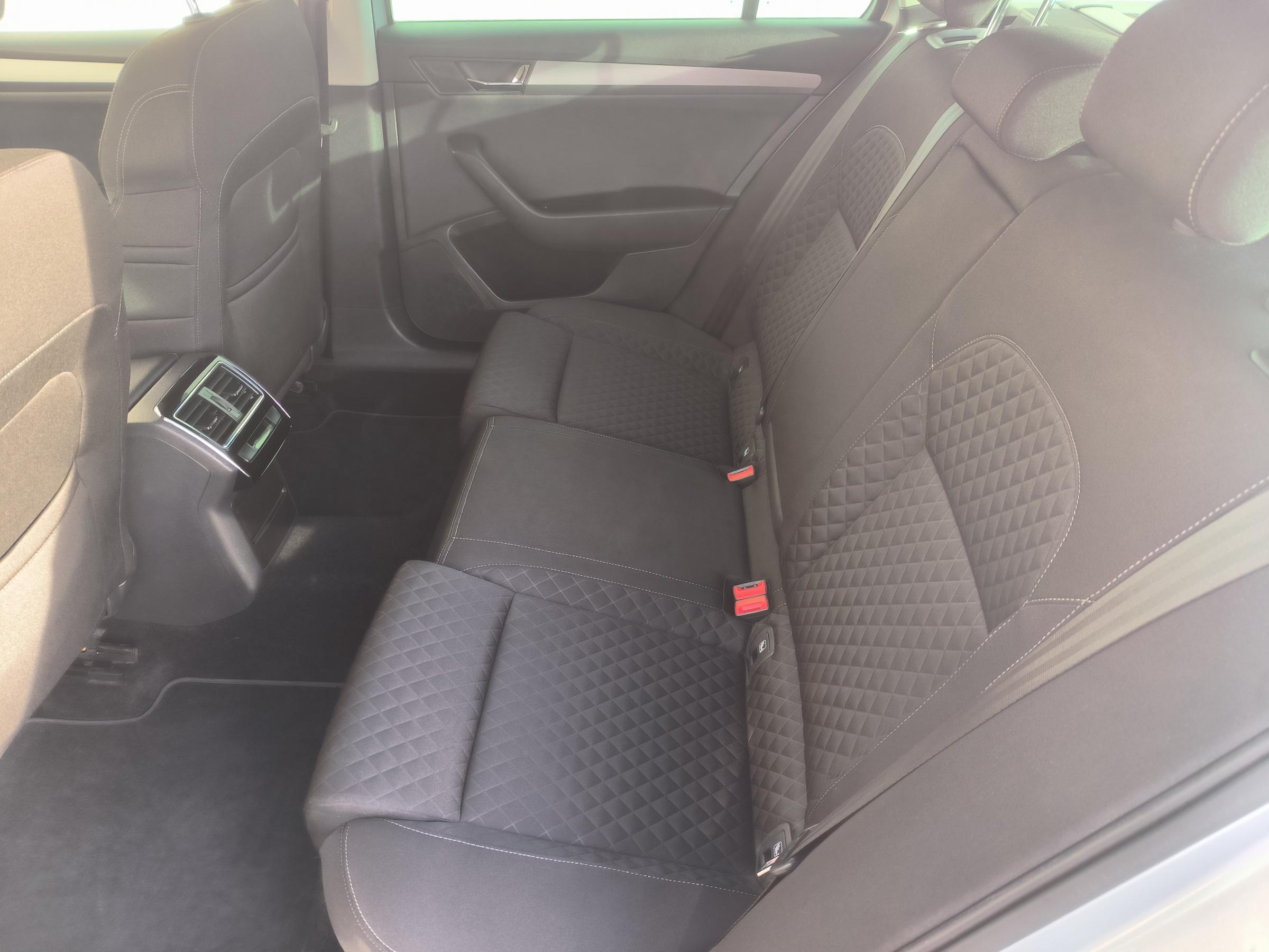 Škoda Superb III, 2017 - pohled č. 10