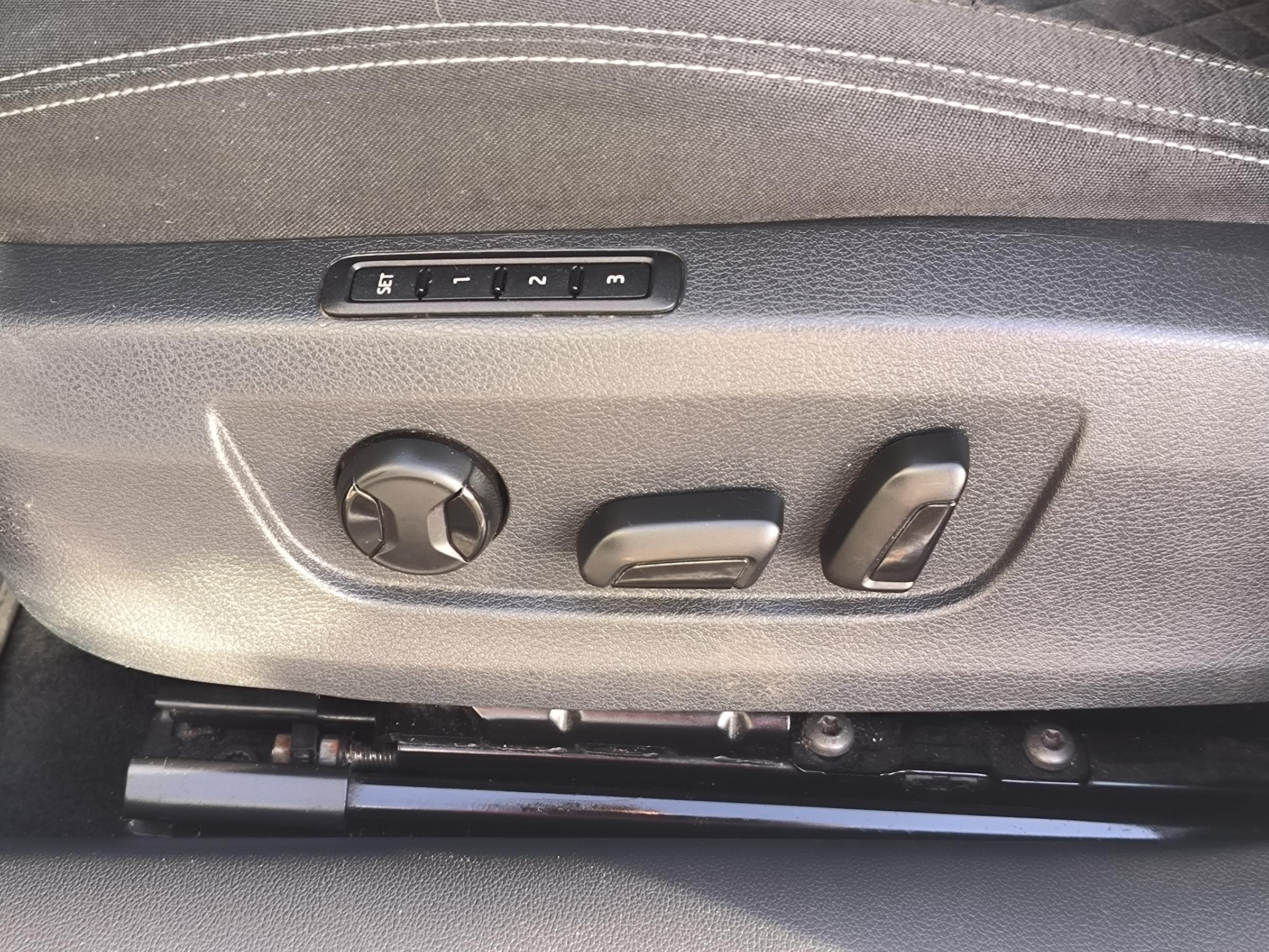 Škoda Superb III, 2017 - pohled č. 11