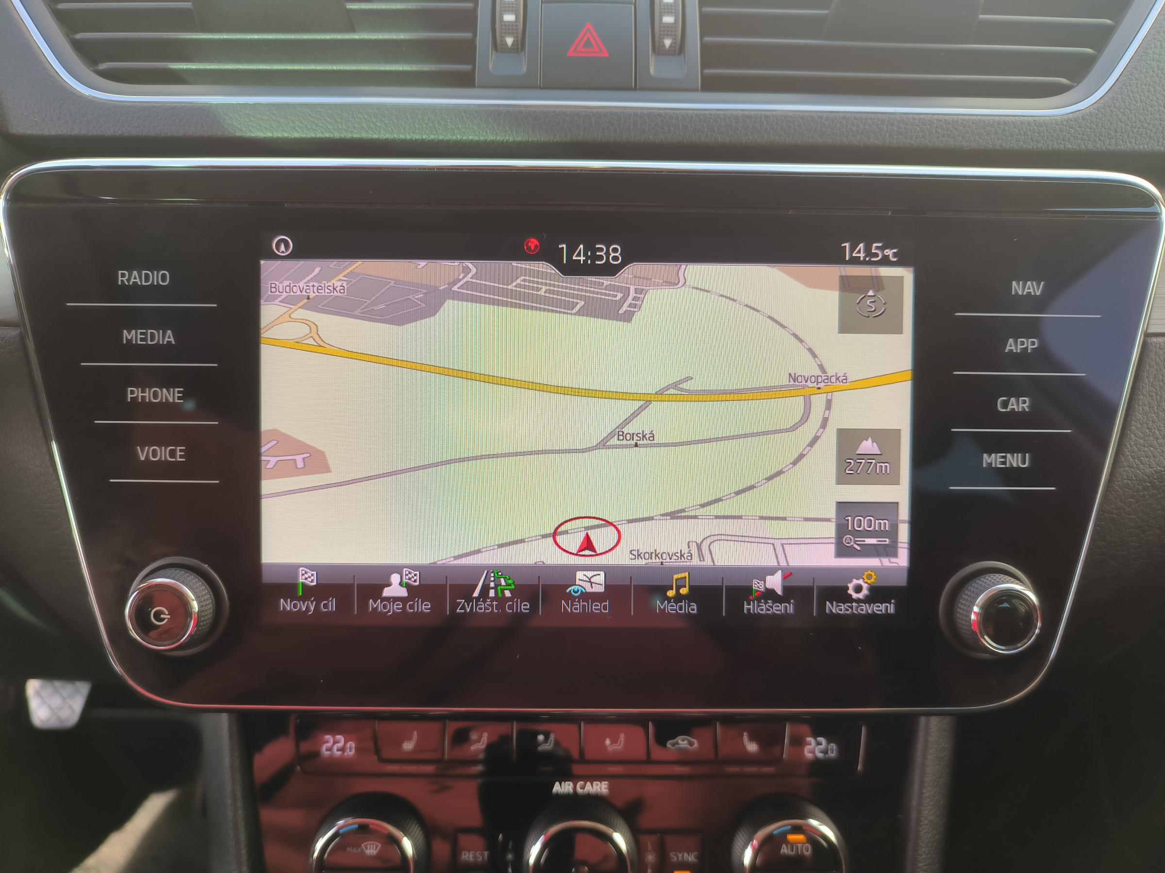 Škoda Superb III, 2017 - pohled č. 14